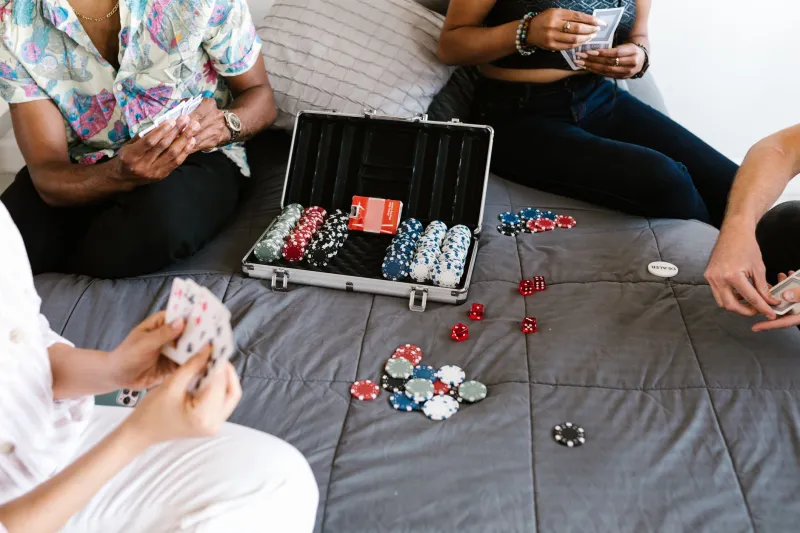 Taking the Piss Out of a Bad Beat: The Dark Comedy of Losing at an Aussie Casino